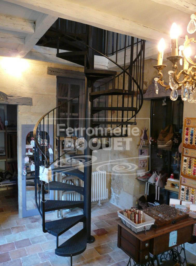 ESCALIERS FERRONNERIE BOQUET