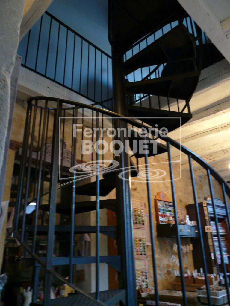ESCALIERS FERRONNERIE BOQUET