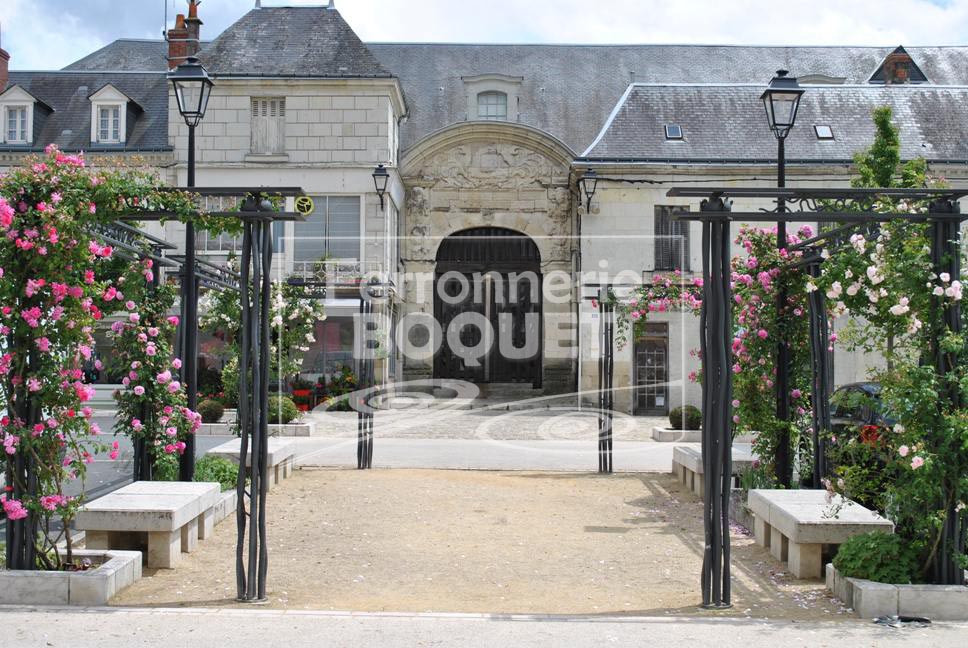 MOBILIER URBAIN FERRONNERIE BOQUET