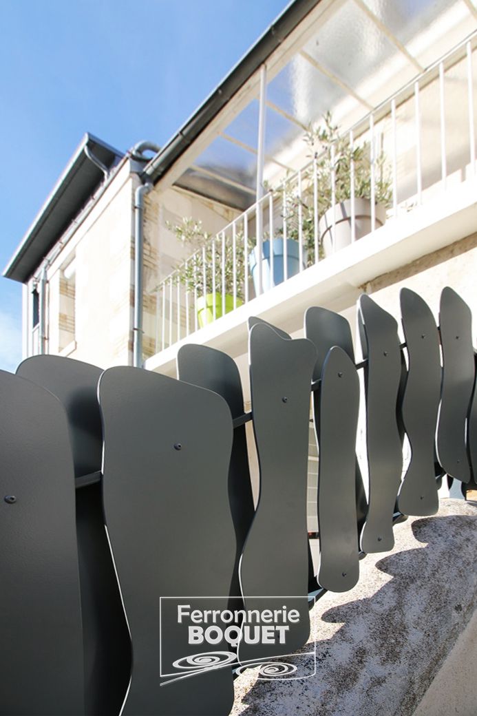 PORTAILS ET GRILLES FERRONNERIE BOQUET