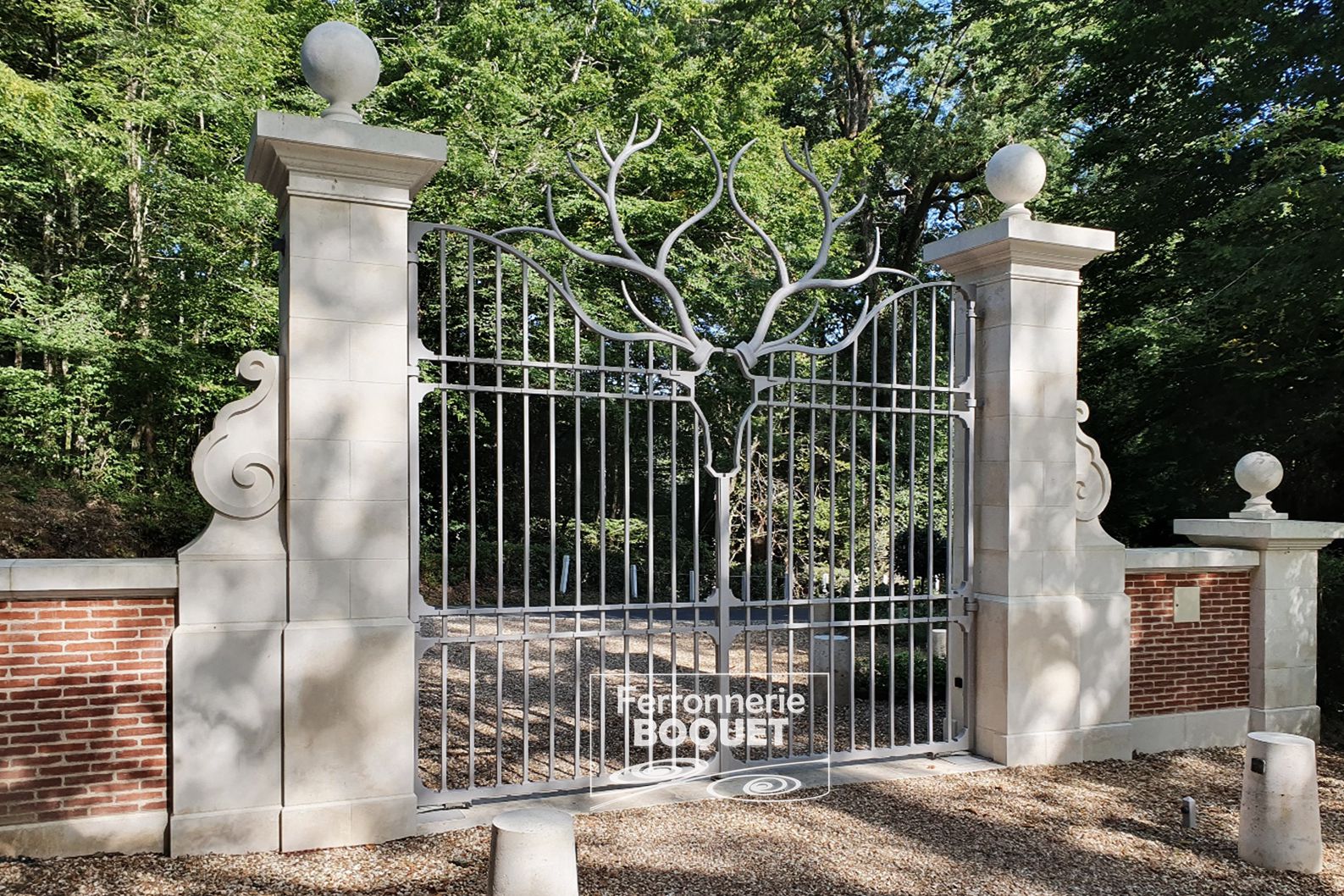 PORTAILS ET GRILLES FERRONNERIE BOQUET