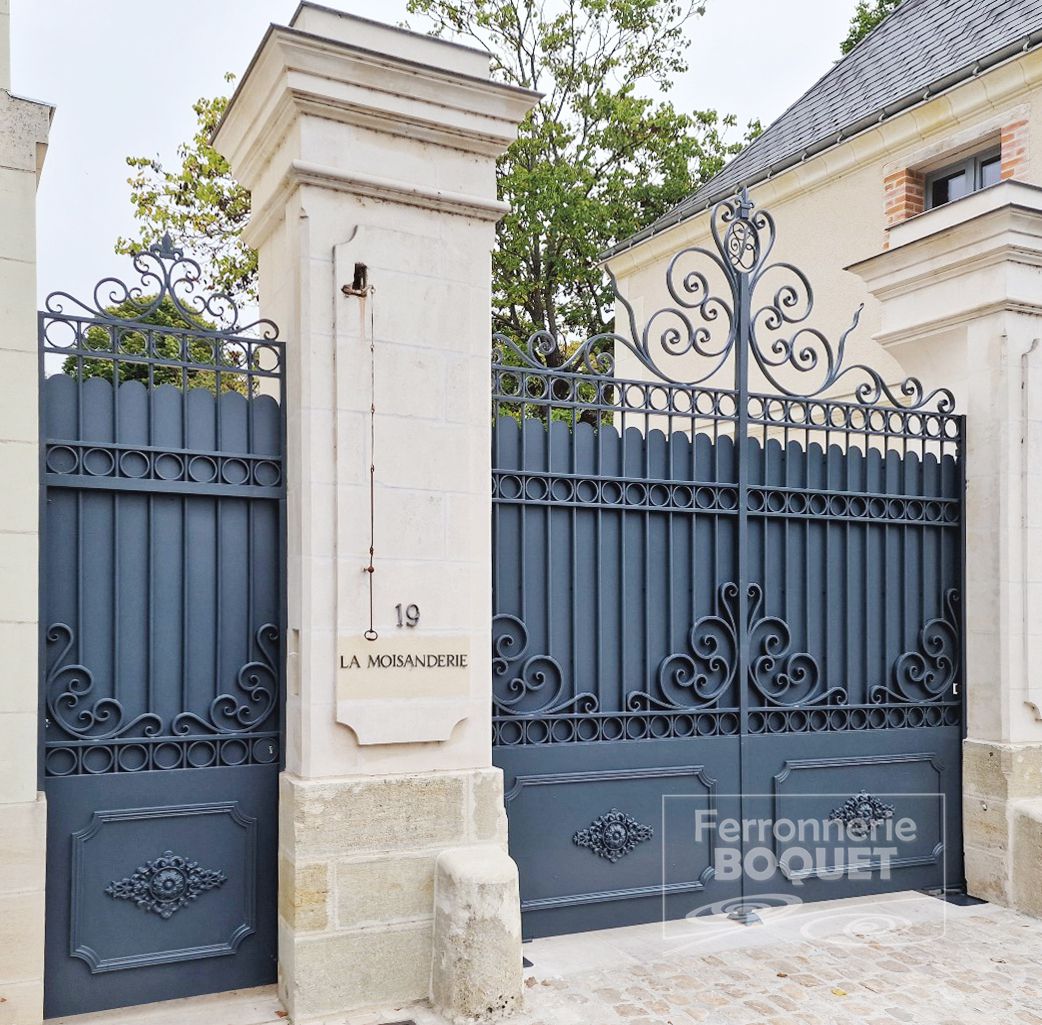 PORTAILS ET GRILLES FERRONNERIE BOQUET